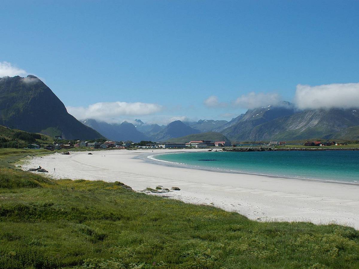 Der Strand von Ramberg auf den Lofoten
