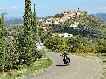 Mit Feelgood Reisen auf Motorradtour in der Toskana in Italien