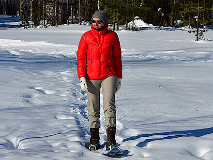 Schneeschuhwanderung im Norden Finnlands