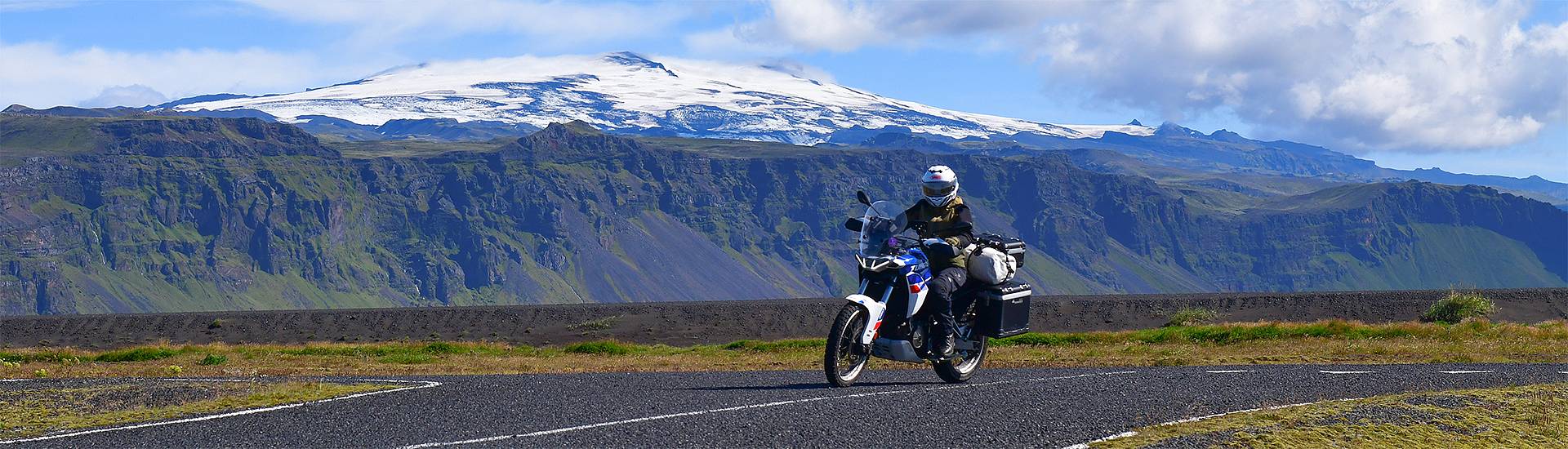Mit dem Motorrad auf Tour in Island