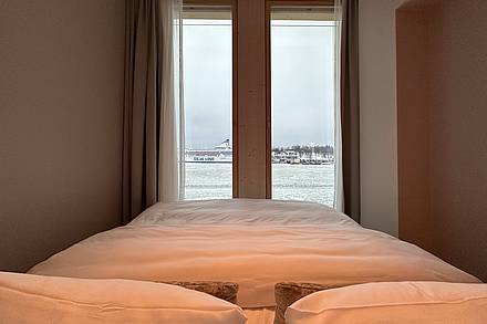 Der Blick aus einem Solo Supreme King Zimmer mit Meerblick im Solo Sokos Hotel Pier 4 in Helsinki