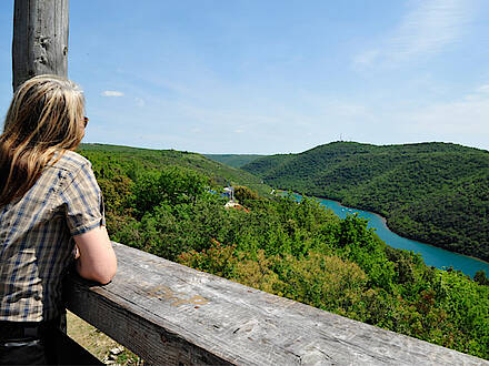 Blick auf den Limski Kanal in Kroatien