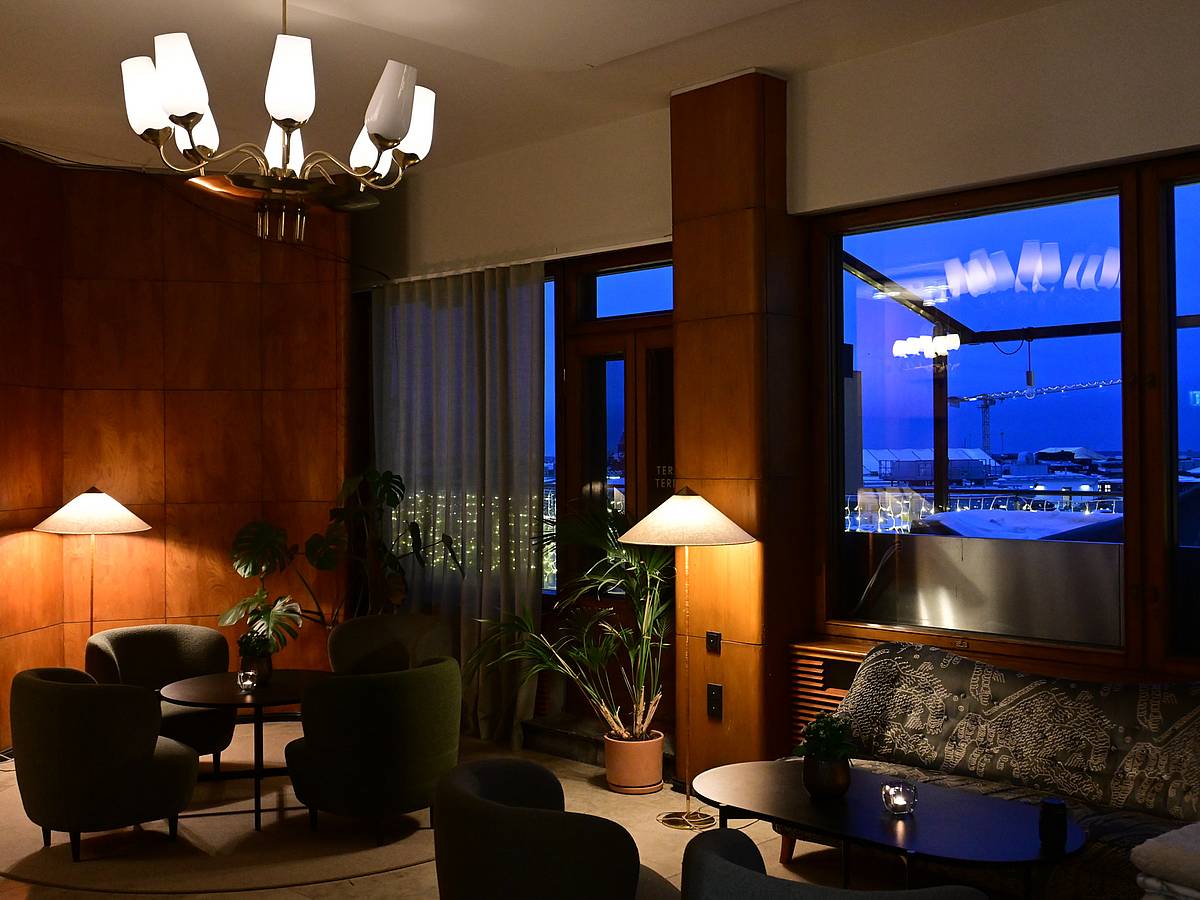 Eine Sitzgelegenheit im Original Sokos Hotel Vaakuna in Helsinki