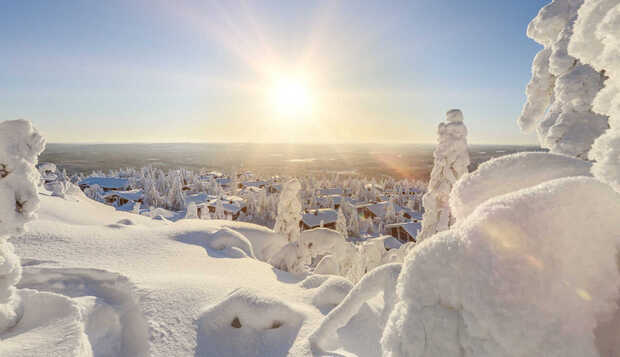 Wintersonne in finnisch Lappland