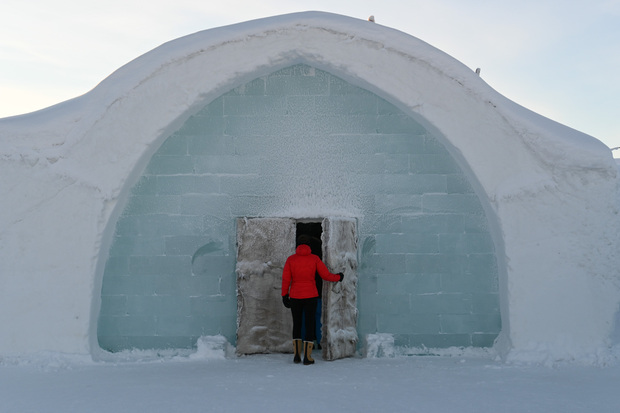 Der Eingang des Icehotels in Jukkasjärvi